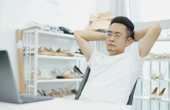 骾ǡ̽ơӿ4׷׬